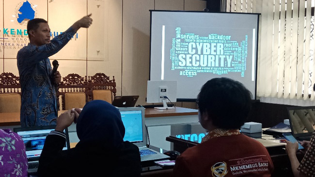 Admin Sistem Informasi Pemkab Dilatih Tangkal Serangan Siber