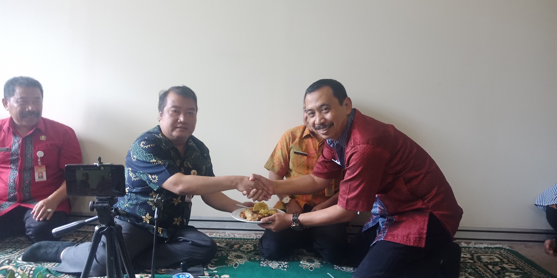 Command Centre Siap  Bupati Bisa Pantau Pajak Hingga Pilpres Dari Ruang Kerja diskominfo wonosobokab go id