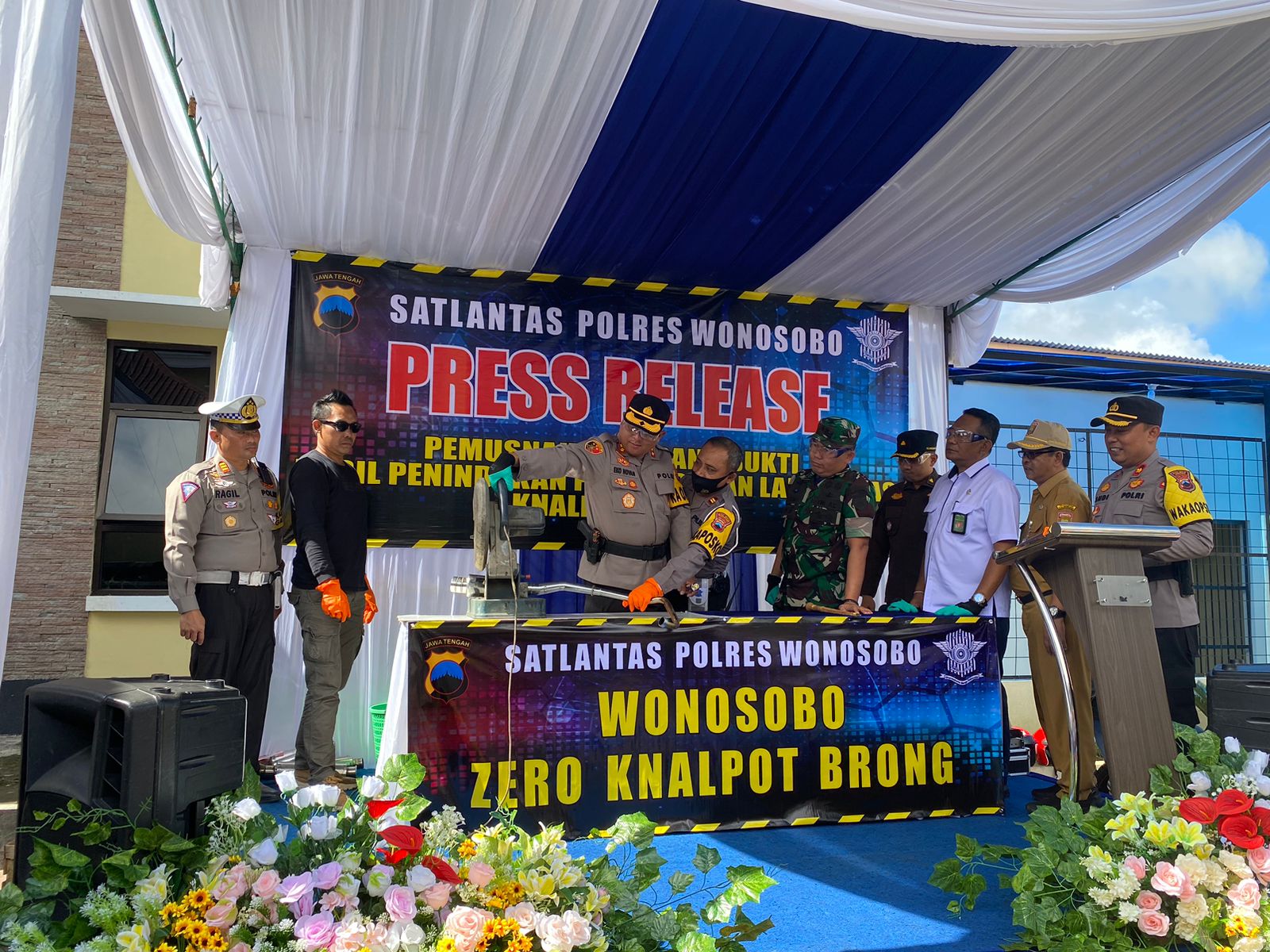 Ciptakan Wonosobo Kondusif dan Tertib, Ratusan Knalpot Brong Dimusnahkan.