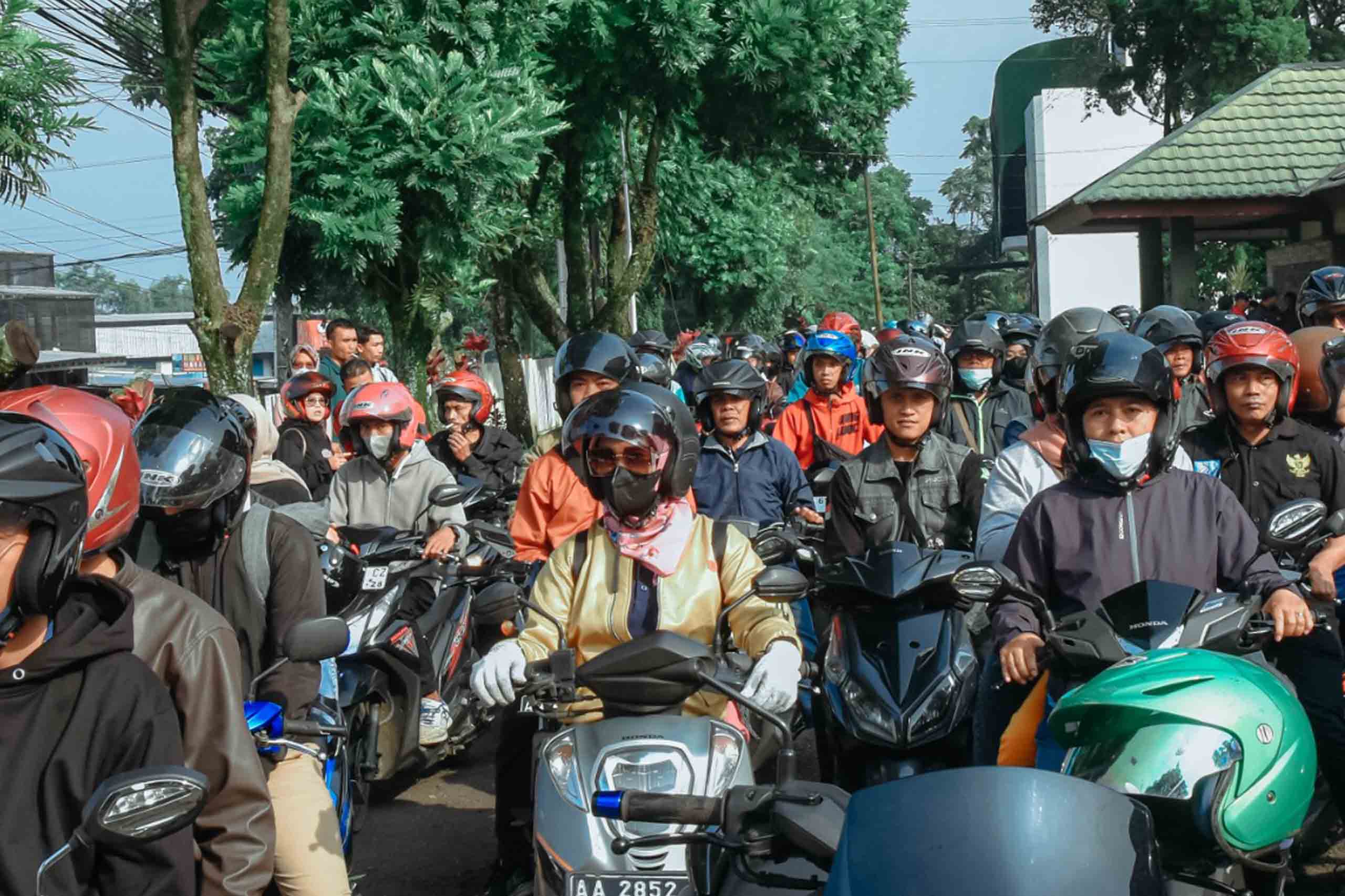 Peringati Hari Buruh, Bupati Berpesan : Komunikasi Adalah Kunci